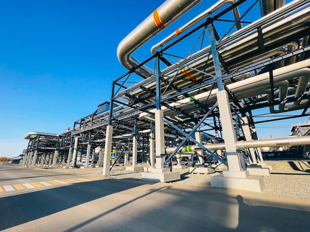 Industrial process piping and pipe rack